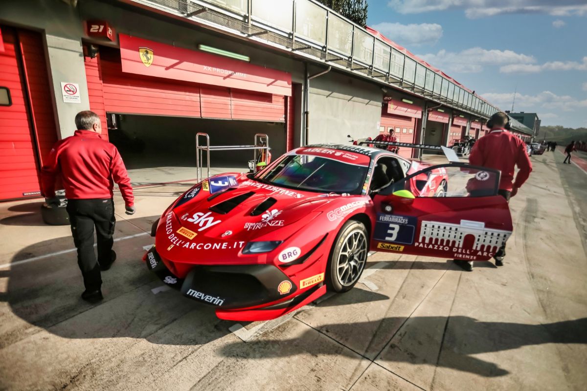 Max Mugelli Ferrari Challenge finali imola 2022 Meverin 2