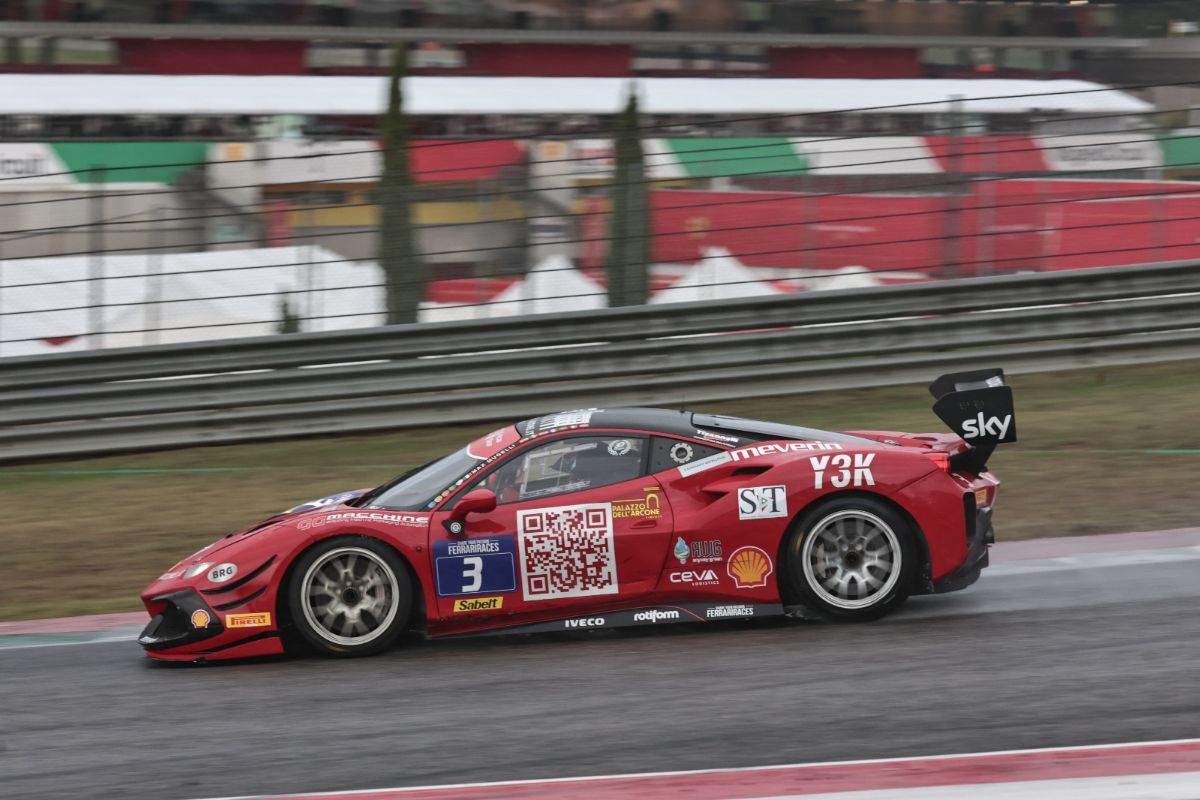Max Mugelli Ferrari Challenge 2023 in pista