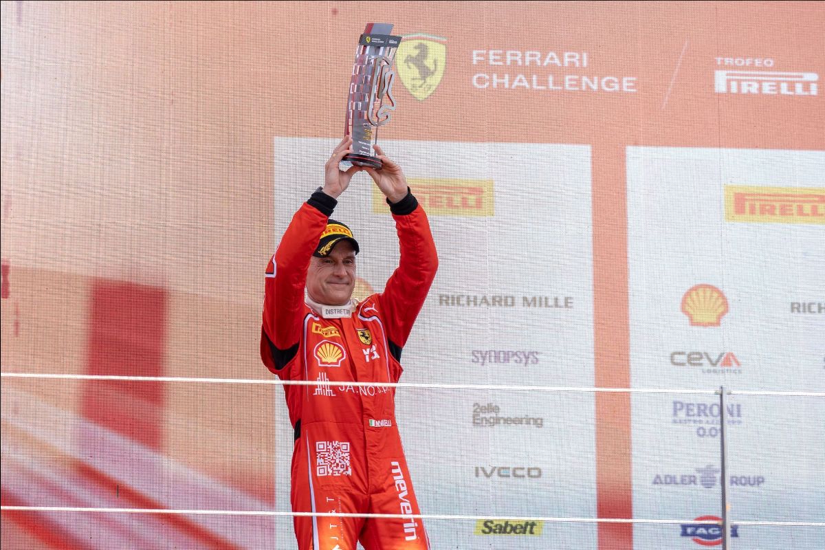podio Max Mugelli 2026