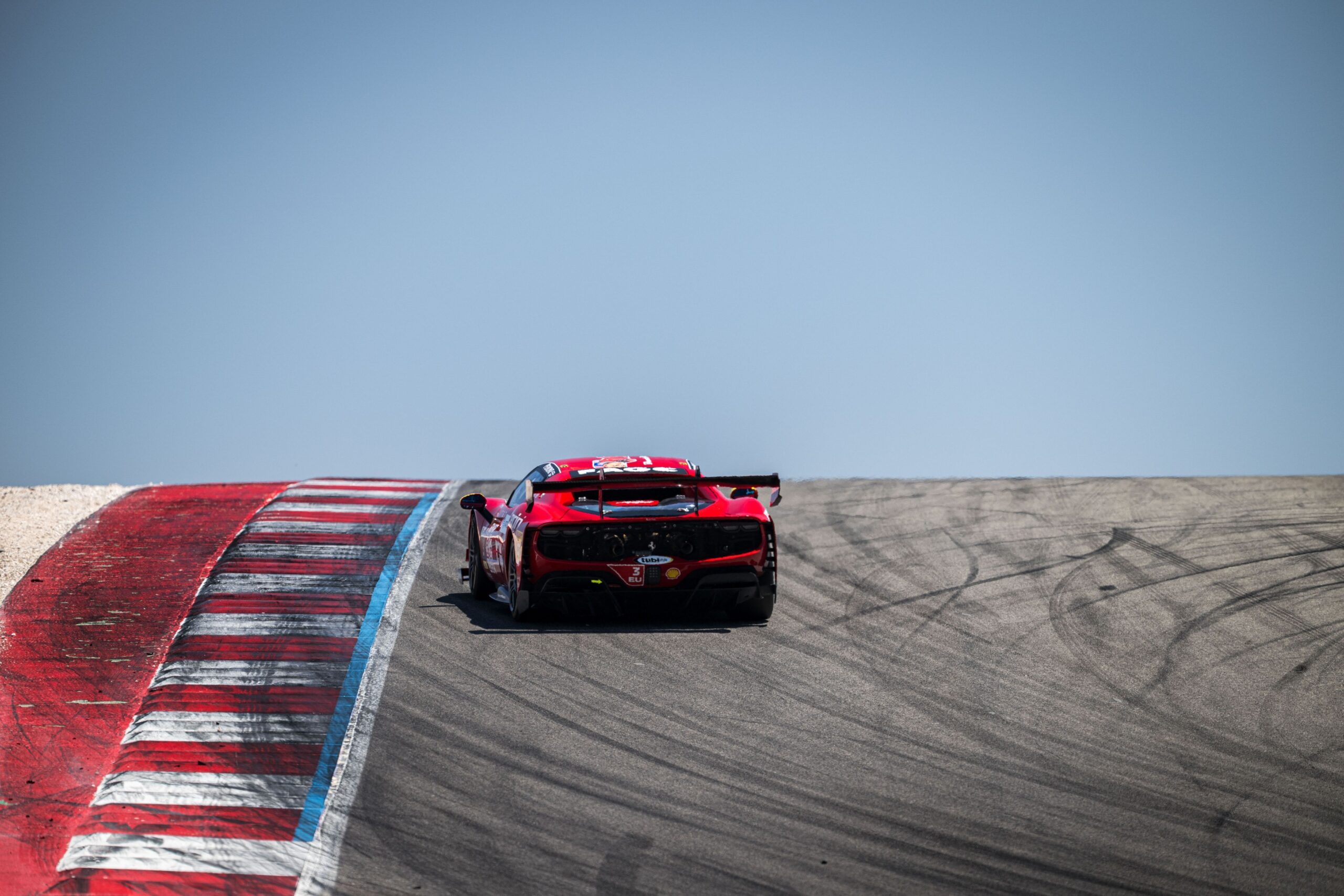 Max Mugelli Ferrari Challenge 2026 Portimao, Meverin Max Mugelli Ferrari Challenge 2026 Portimao Meverin 3 scaled